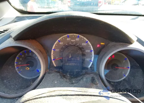 2010 Honda Fit из США, поврежденный, VIN JHMGE8H29AS017985